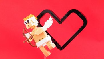 Lego cupid minifig